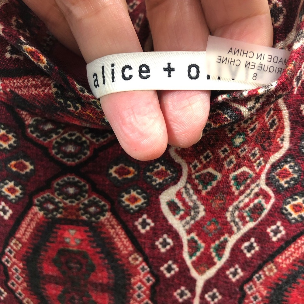 Alice + Olivia Clare Dress Long-Sleeve Turtleneck Sz 8 Midi Burgundy Geometric - Picture 12 of 13